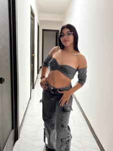 631295879: Chica busca chico en Pontevedra