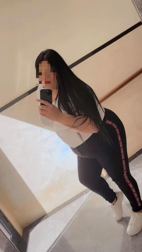 Chica busca chico en Tenerife: 