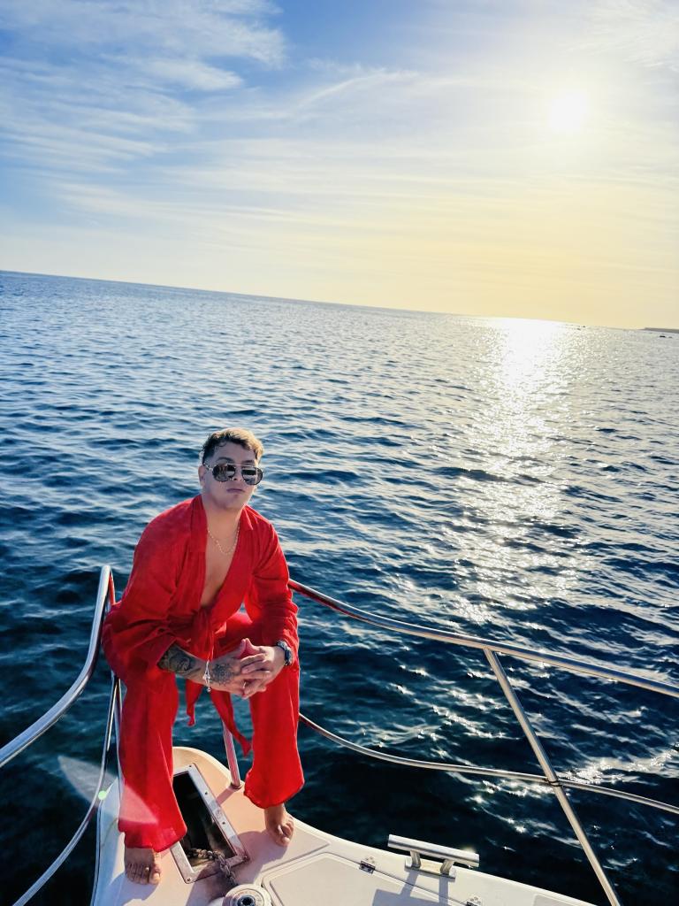 674713300: Chico busca chica en Zaragoza