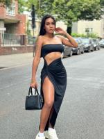 614210813: Chica busca chico en Barcelona