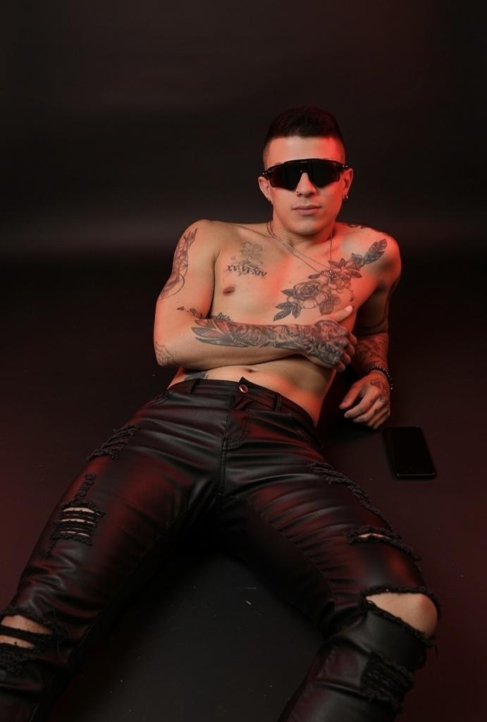 Chico busca chica en Barcelona: 