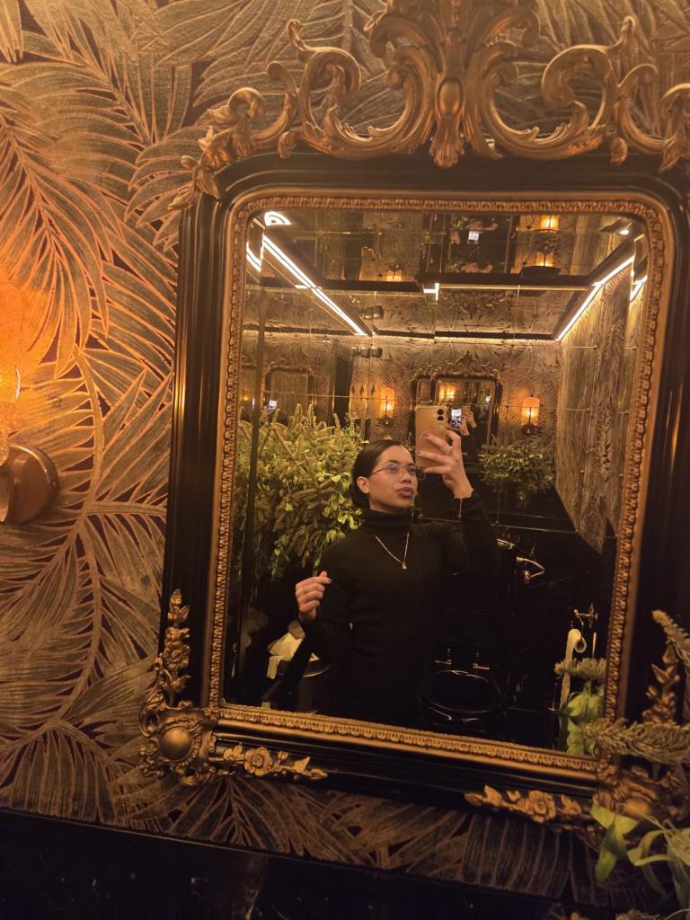 Chica busca chico en Mallorca: 