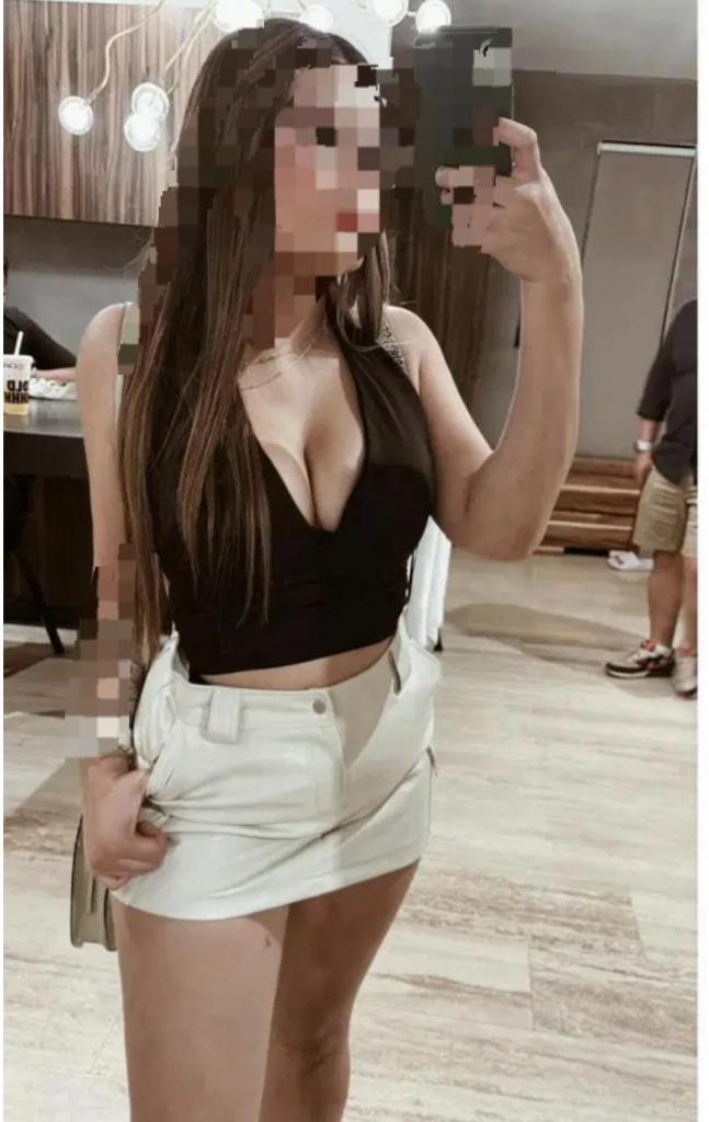 Chica busca chico en Huelva: 