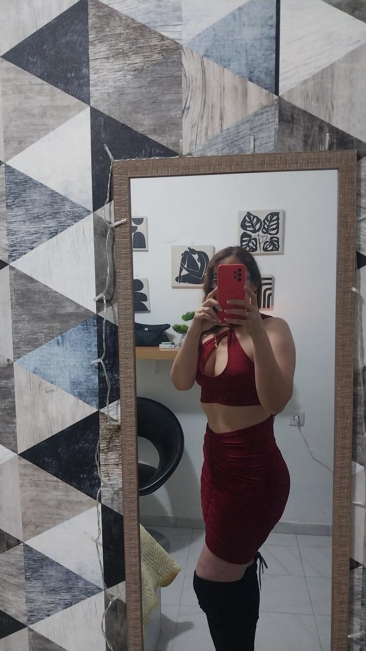 613354838: Chica busca chico en Sevilla