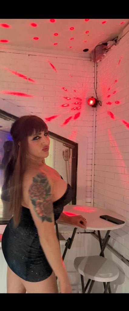 614772445: Transexual en Lérida