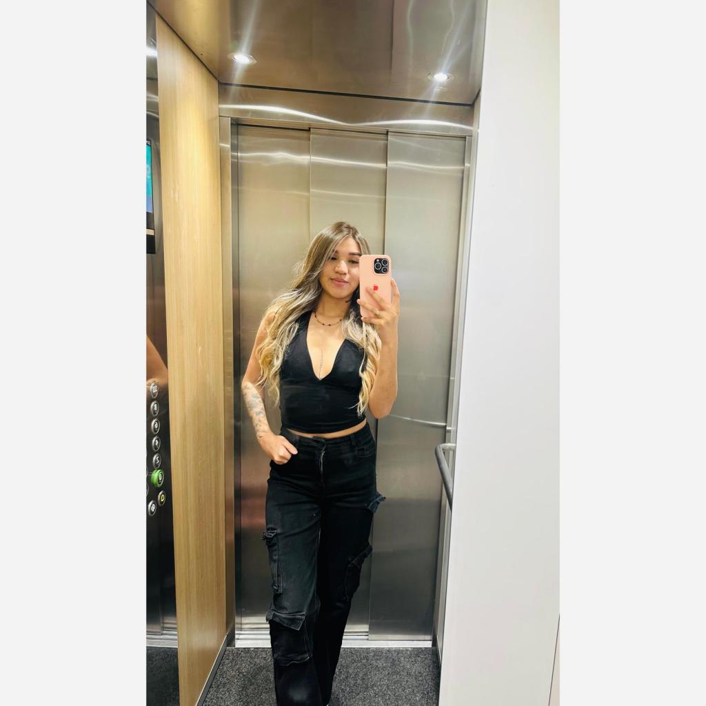 Chica busca chico en Huelva: 