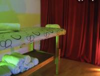 681250831: Chico busca chica en Barcelona