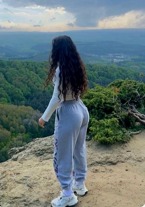 614390584: Chica busca chico en Alicante