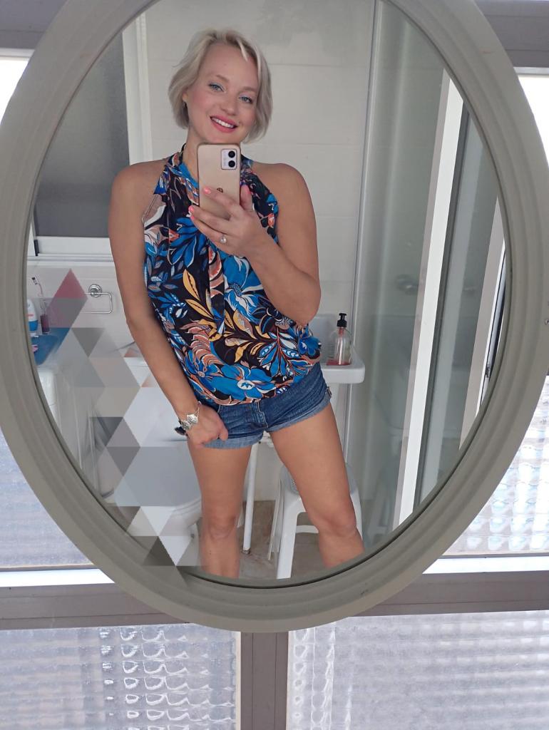 677946855: Chica busca chico en Alicante