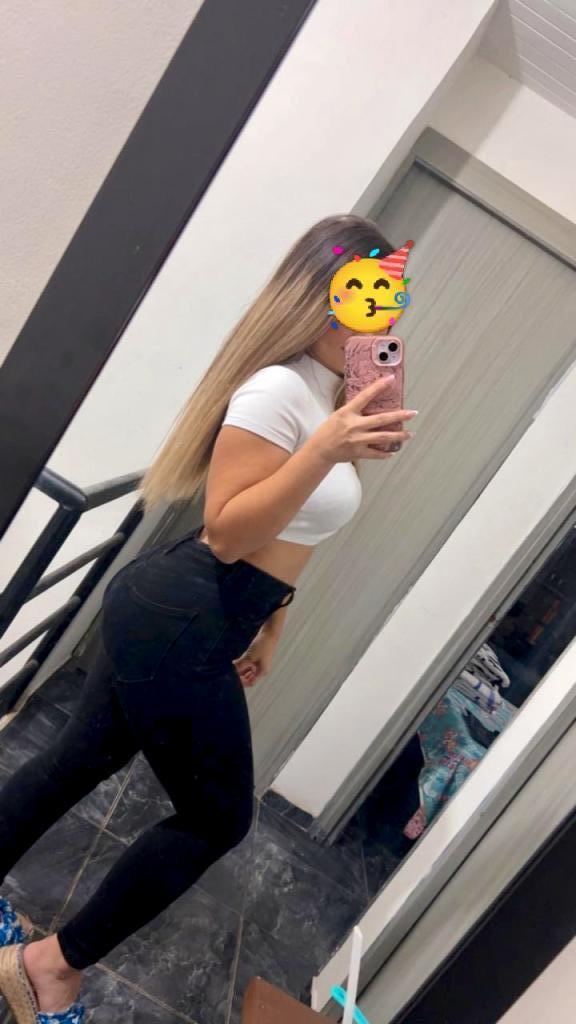 672887751: Chica busca chico en Tarragona