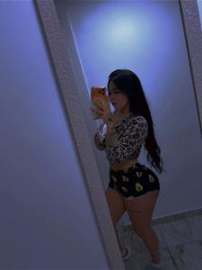 644499046: Chica busca chico en Madrid