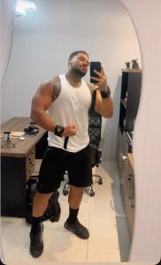 657227585: Chico busca chica en Valencia