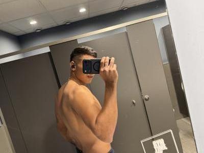 669961660: Chico busca chica en Madrid