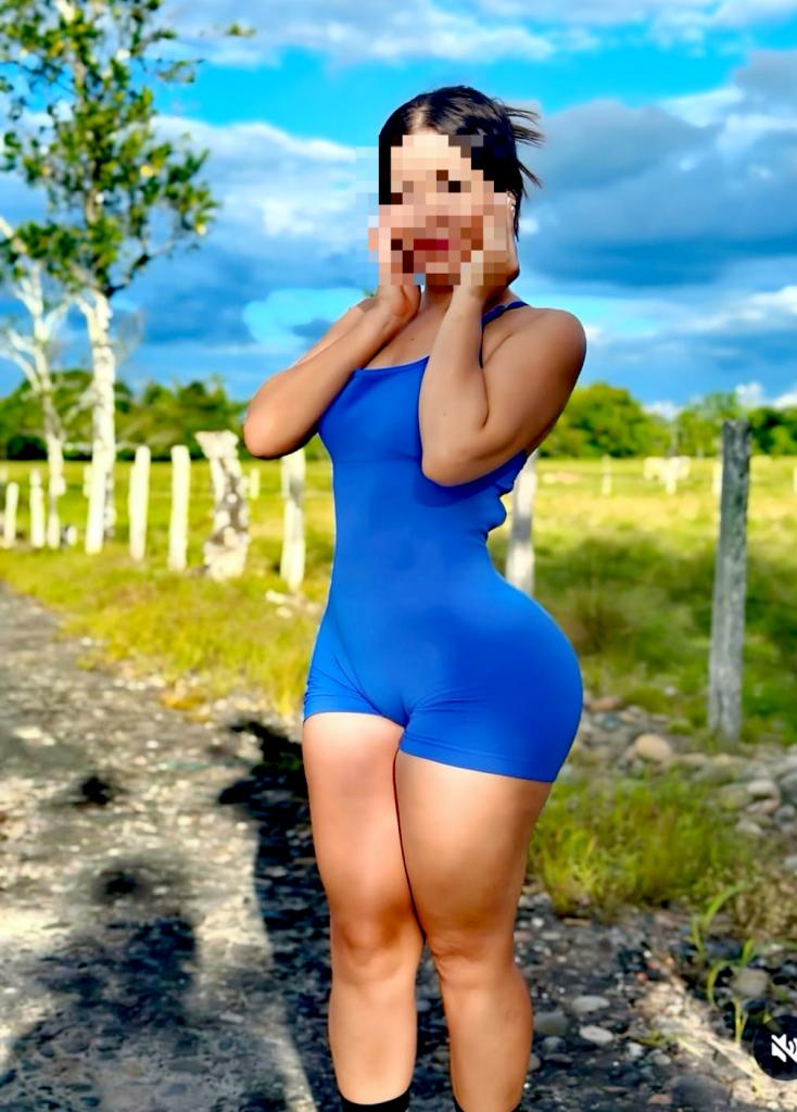 Chica busca chico en La Coruña: Chica busca chico