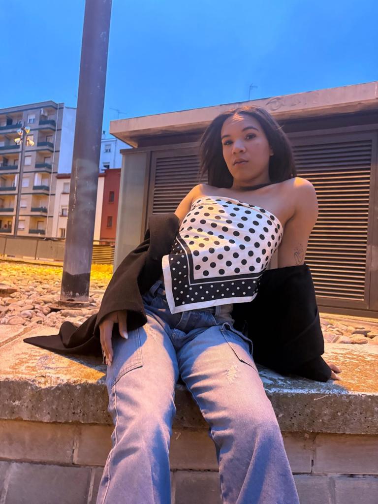 Chica busca chico en La Rioja: 