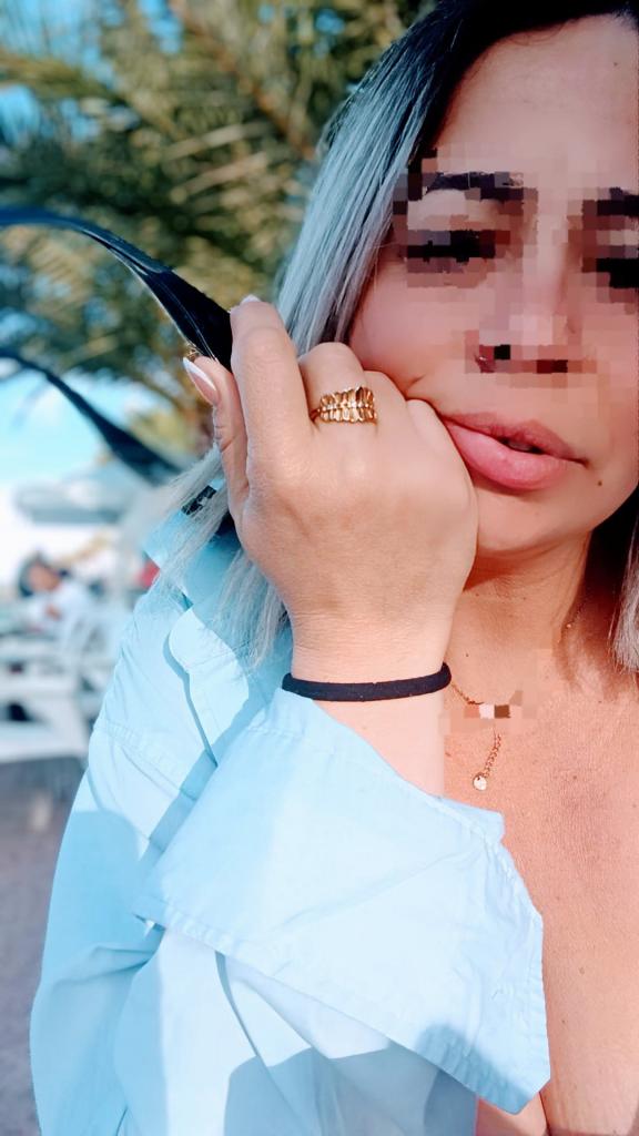 624745203: Chica busca chico en Cádiz