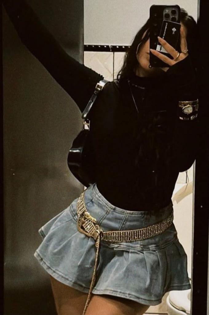 Chica busca chico en Mallorca: 