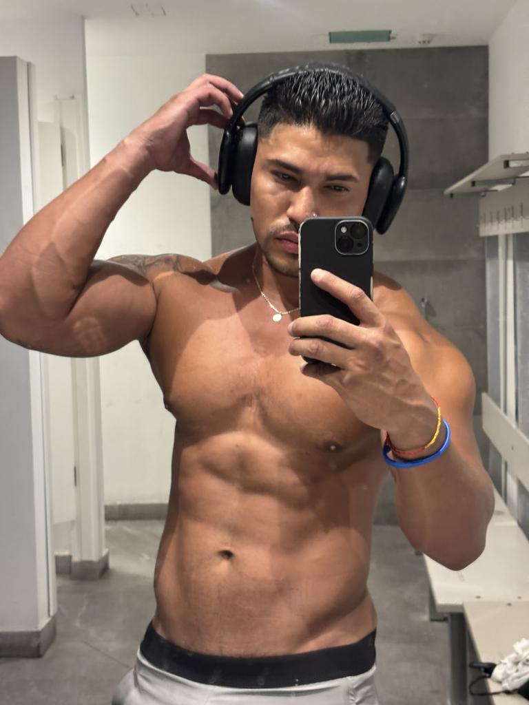 Chico busca chica en La Coruña: 