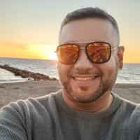 614076474: Chico busca chica en Murcia