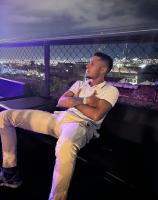 669961660: Chico busca chica en Madrid