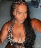 662649339: Chica busca chico en Barcelona