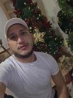 667839646: Chico busca chica en Valencia