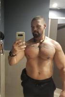 687716981: Chico busca chica en Madrid