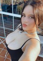 688394537: Chica busca chico en Madrid
