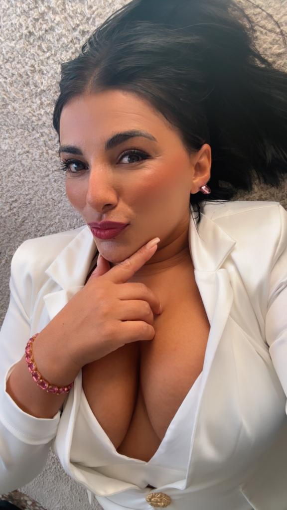 Chica busca chico en Almería: 