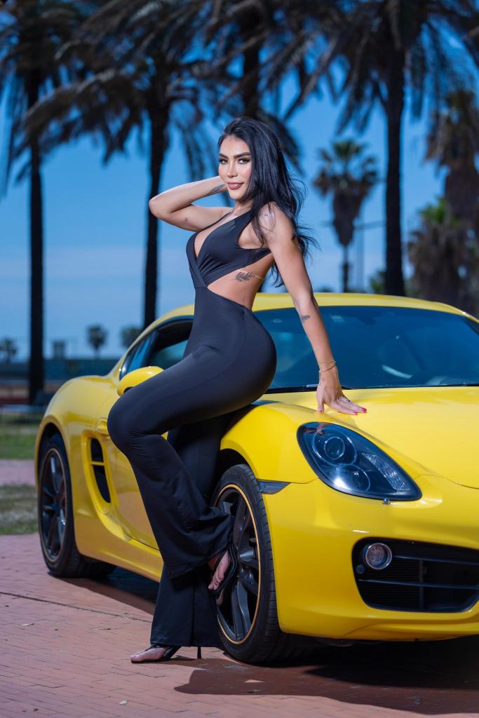 615796780: Transexual en Barcelona