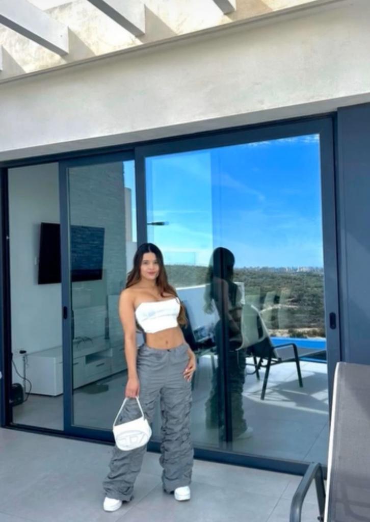 Chica busca chico en Alicante: 