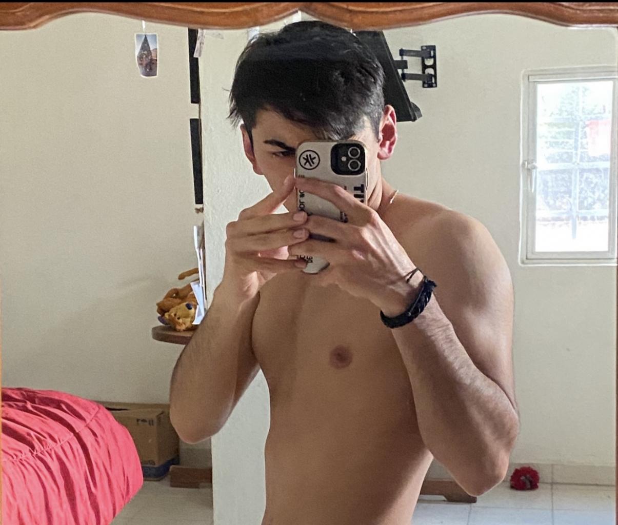 Chico busca chica en Málaga: 