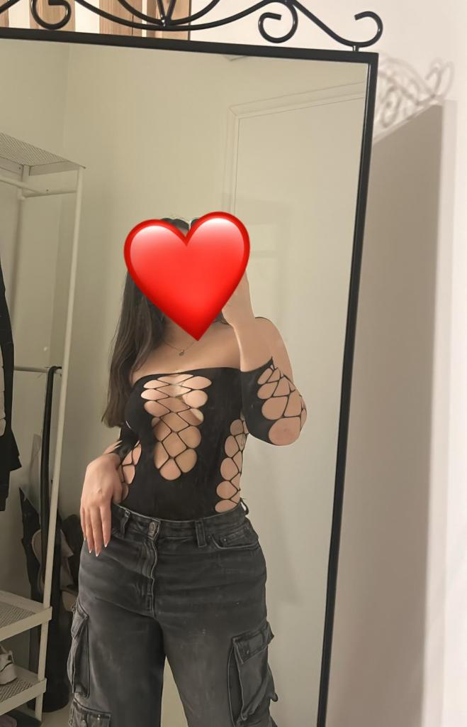 Chica busca chico en Cádiz: 