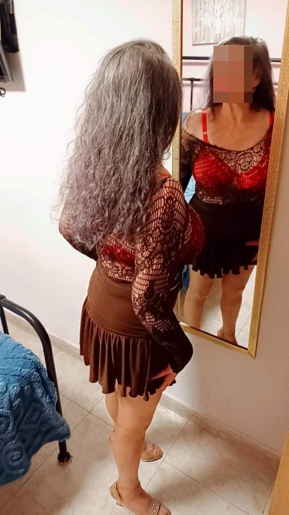 Chica busca chico en Almería: 