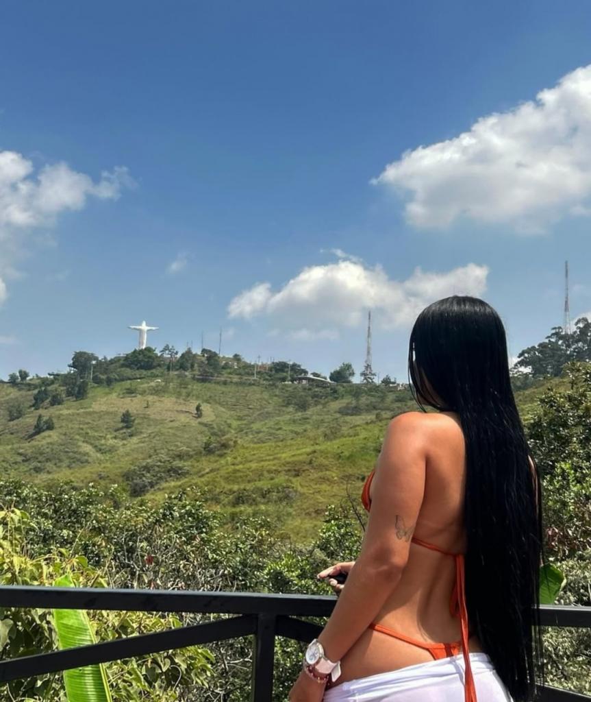 Chica busca chico en Cádiz: 