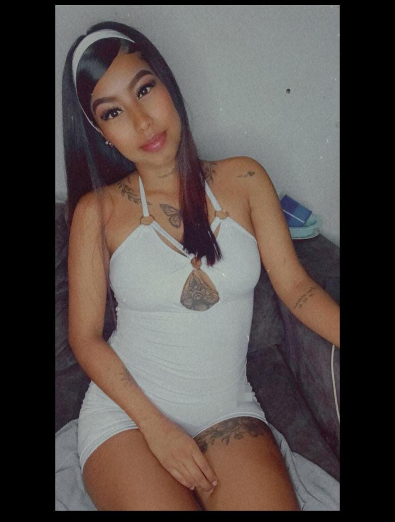 Chica busca chico en Granada: 