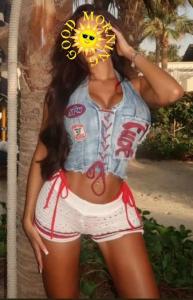 611227416: Chica busca chico en Barcelona