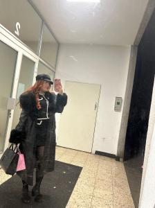 662319649: Chica busca chico en Málaga