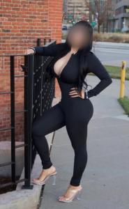 643615353: Chica busca chico en La Coruña