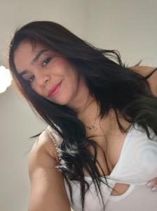 611214092: Chica busca chico en Cáceres