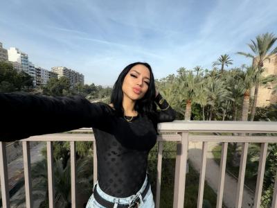 685358921: Chica busca chico en Zaragoza