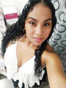 613855337: Chica busca chico en Alicante