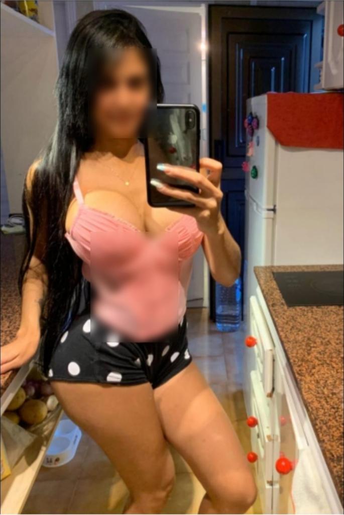Chica busca chico en Tenerife: 