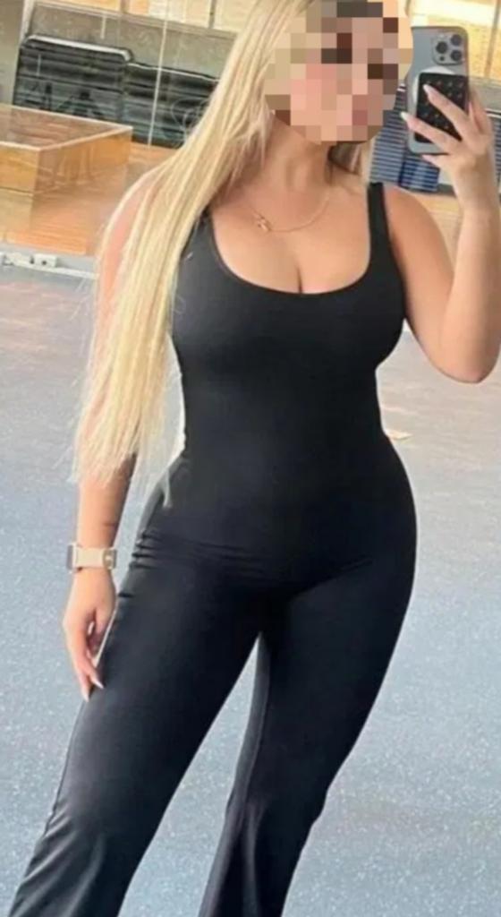 Chica busca chico en Granada: 