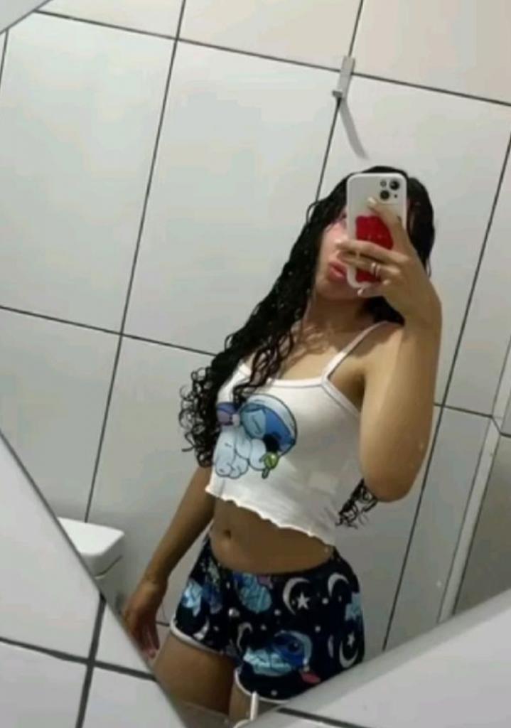 Chica busca chico en Granada: 