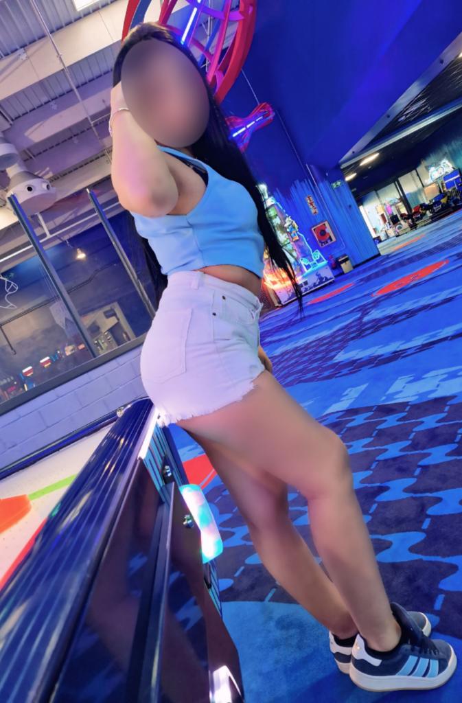 Chica busca chico en Sevilla: 