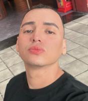 641917312: Chico busca chica en Zaragoza