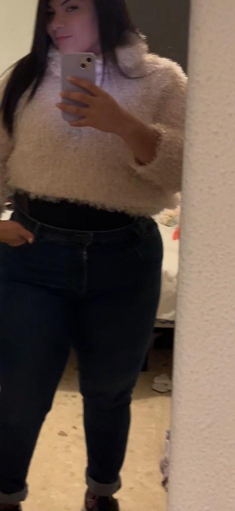 Chica busca chico en Sevilla: 