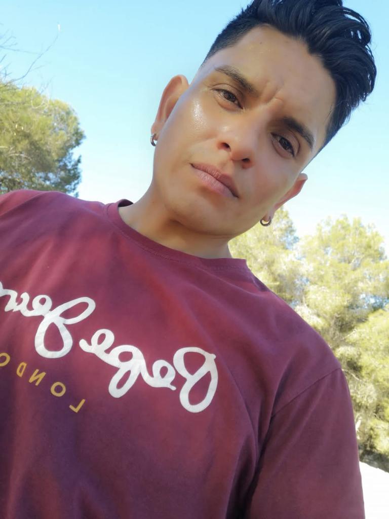 Chico busca chica en Murcia: 