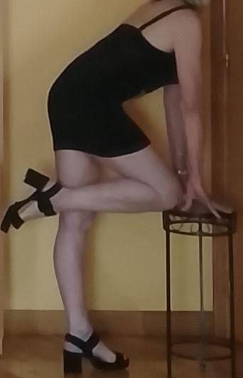 644695560: Chica busca chico en La Rioja